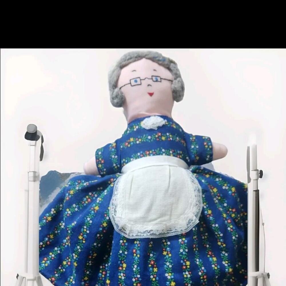 Vintage Little Red Riding Hood Wolf Grandma Topsy Turvy Flip Reverse Doll 15” - Picture 2 of 6